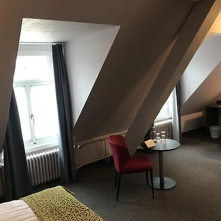Готель Drei Koenige 3*